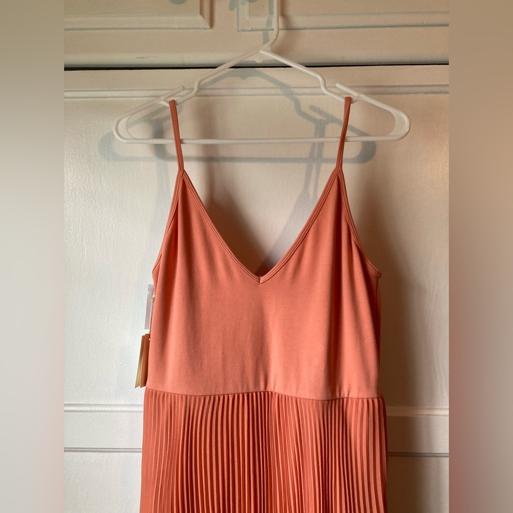 Tawny Orange (looks coral/peach)Aritzia Daphne Wilfred pleated dress - Picture 5 of 8
